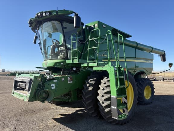Image of John Deere S770 equipment image 1