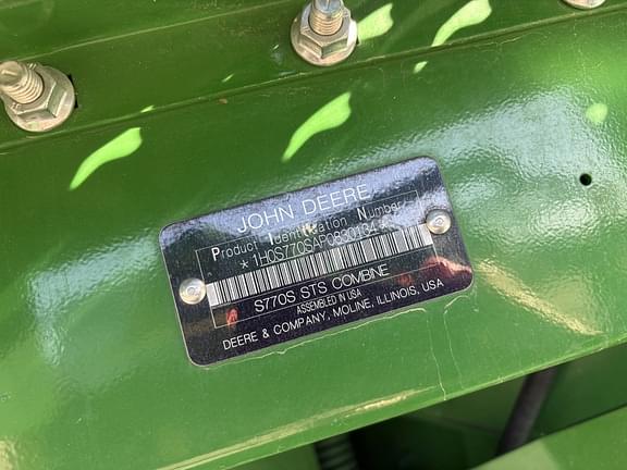 Image of John Deere S770 equipment image 2