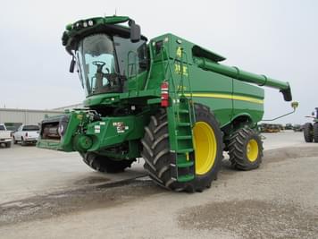 Main image John Deere S770