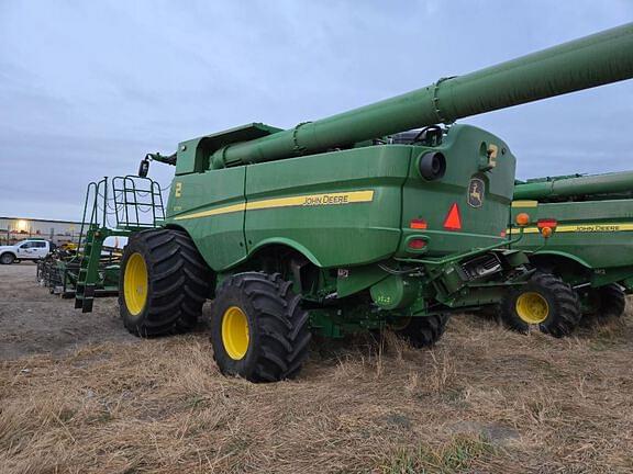 Image of John Deere S770 equipment image 1