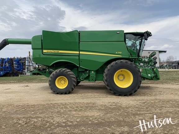 Image of John Deere S770 equipment image 4