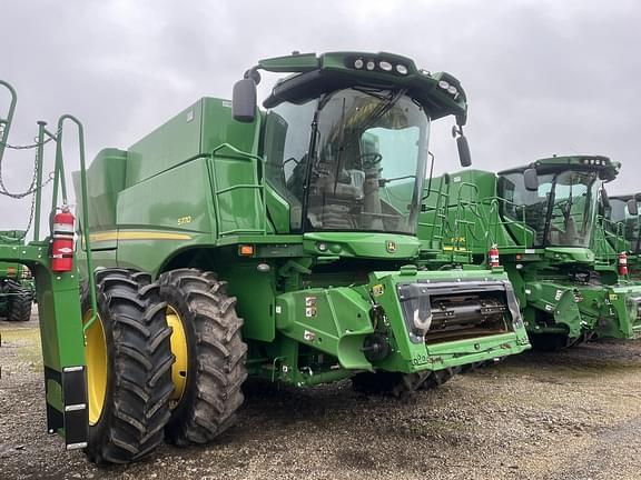 Image of John Deere S770 equipment image 1