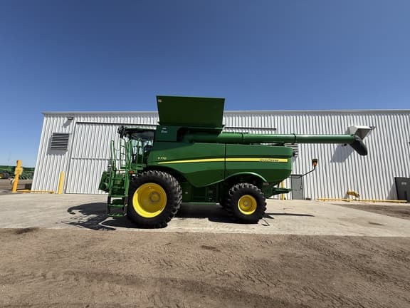 Image of John Deere S770 equipment image 3