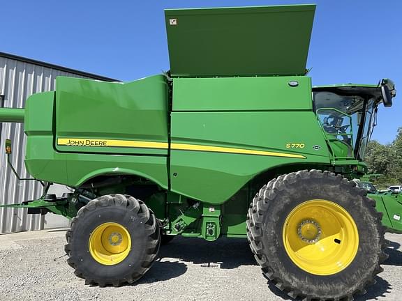 Image of John Deere S770 equipment image 3