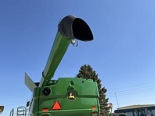 Main image John Deere S770 7