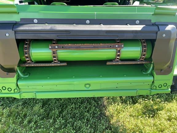 Image of John Deere S770 equipment image 1