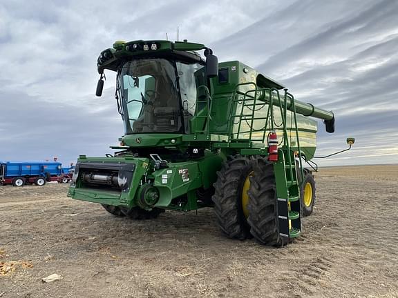 Image of John Deere S770 equipment image 1