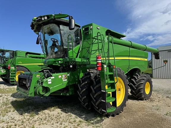 Image of John Deere S770 Primary image