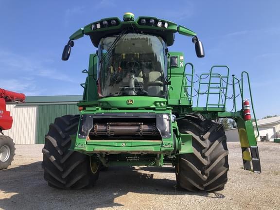 Image of John Deere S770 equipment image 4