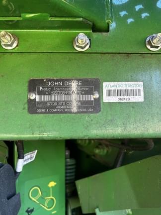 Image of John Deere S770 equipment image 3