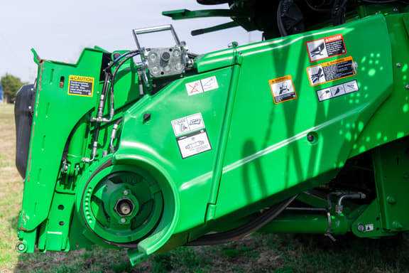 Image of John Deere S770 equipment image 3