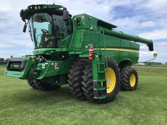 Image of John Deere S770 equipment image 3