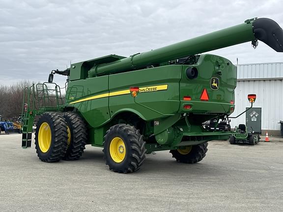 Image of John Deere S770 equipment image 3