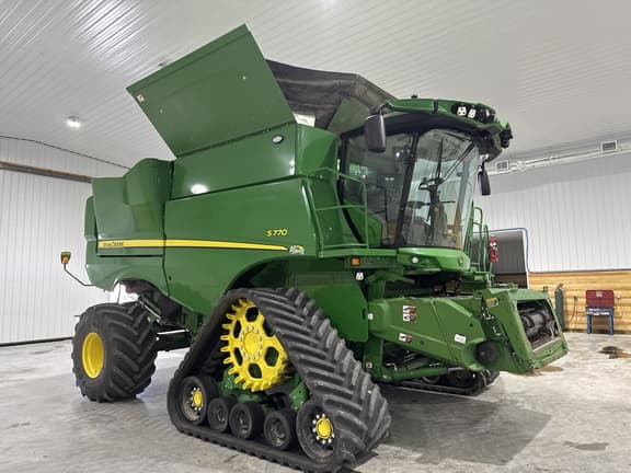 Image of John Deere S770 equipment image 2