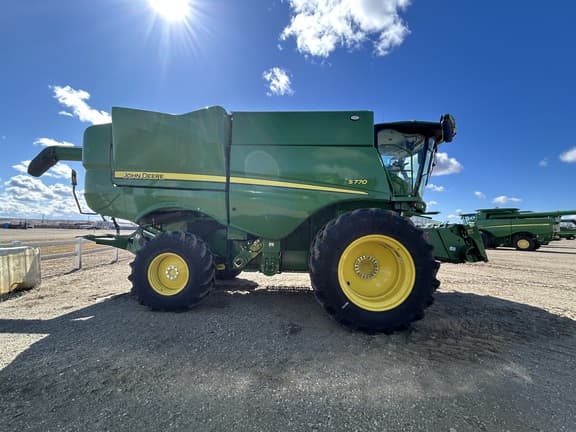 Image of John Deere S770 equipment image 4
