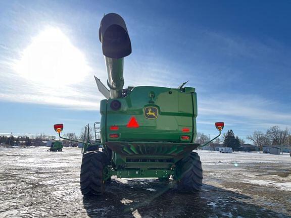 Image of John Deere S770 equipment image 3