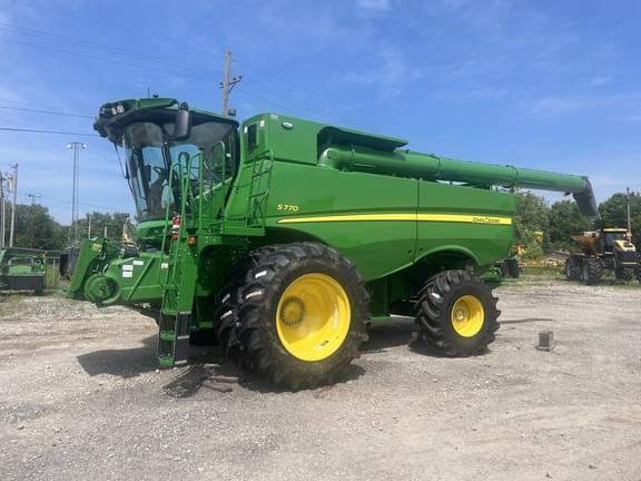 Image of John Deere S770 equipment image 1