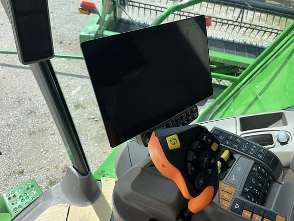 Image of John Deere S770 equipment image 4