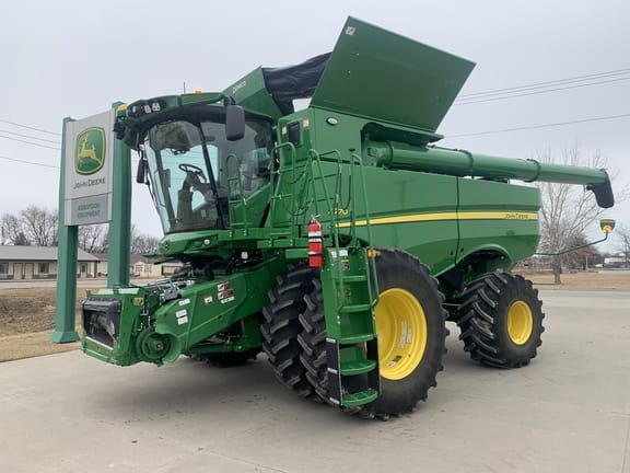 2024 John Deere S770 Equipment Image0