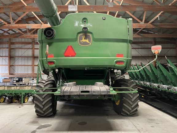 Image of John Deere S770 equipment image 4