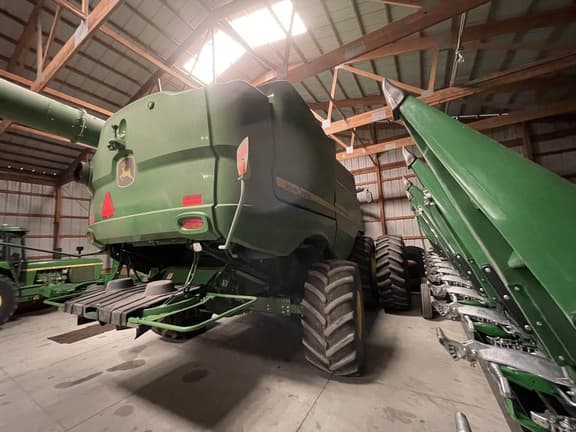 Image of John Deere S770 equipment image 2