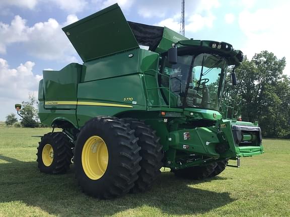Image of John Deere S770 equipment image 3