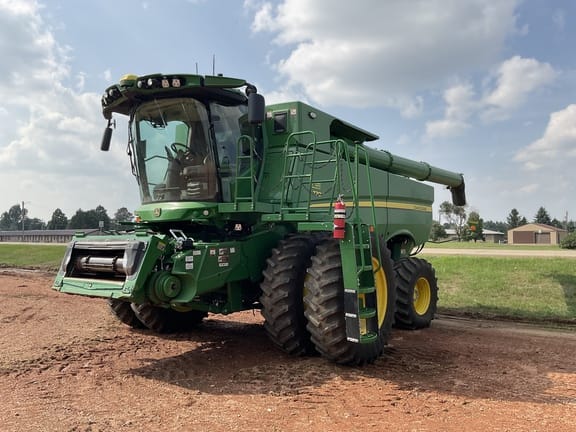 2024 John Deere S770 Equipment Image0
