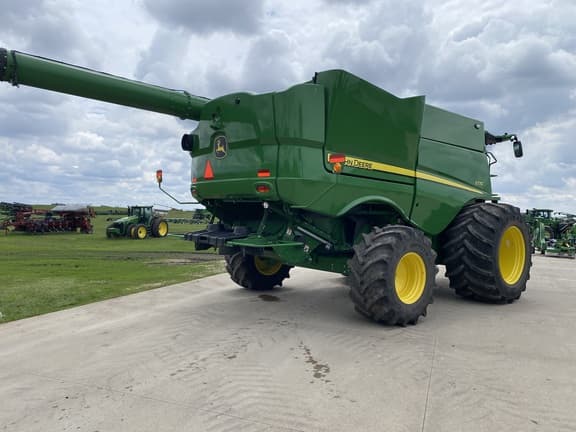 Image of John Deere S770 equipment image 4