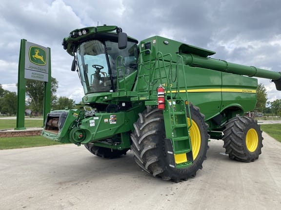 2024 John Deere S770 Equipment Image0