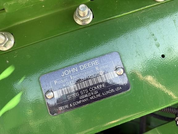 Image of John Deere S770 equipment image 2