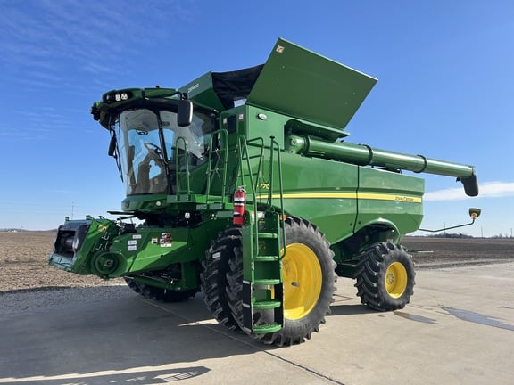 2024 John Deere S770 Equipment Image0