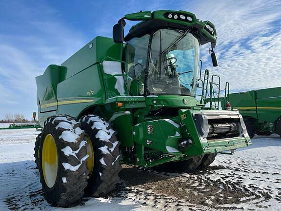 Image of John Deere S770 equipment image 3