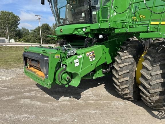 Image of John Deere S770 equipment image 2