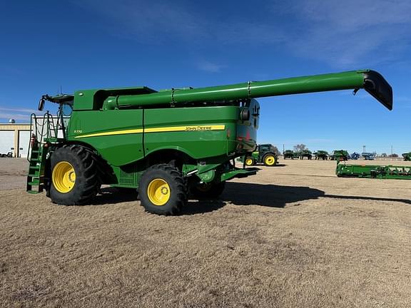 Image of John Deere S770 equipment image 1