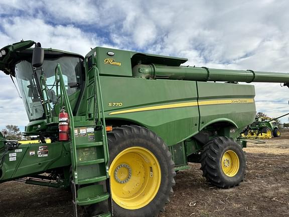 Image of John Deere S770 Primary image