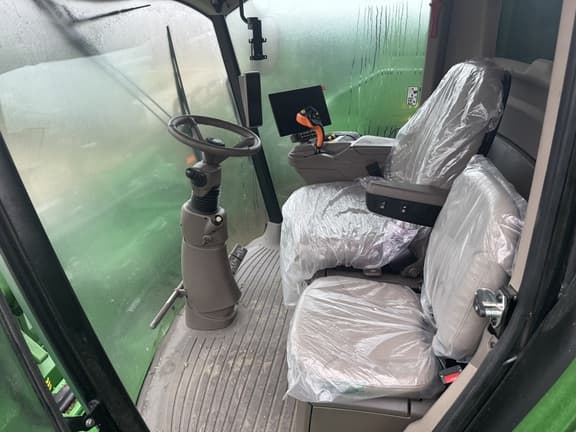 Image of John Deere S770 equipment image 3