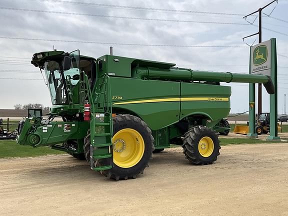 Image of John Deere S770 Primary image