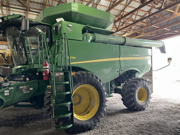 Image of John Deere S770 equipment image 2