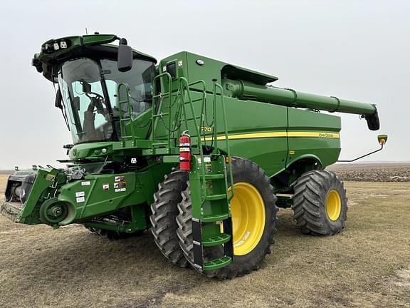 Image of John Deere S770 Primary image