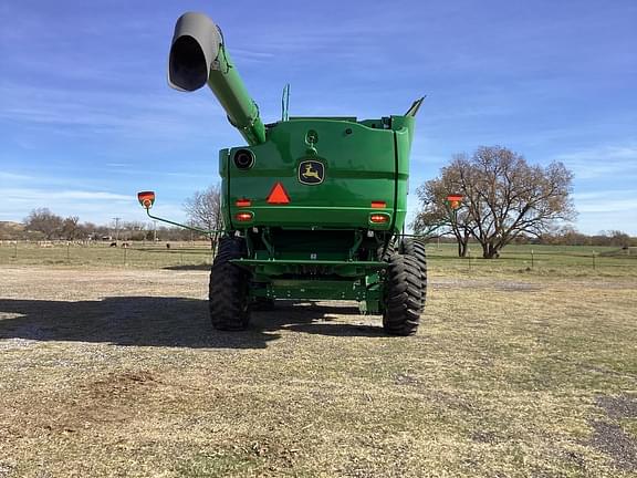Image of John Deere S770 equipment image 4