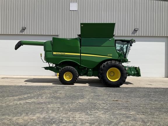 Image of John Deere S770 equipment image 3