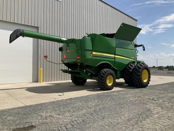 Image of John Deere S770 equipment image 4