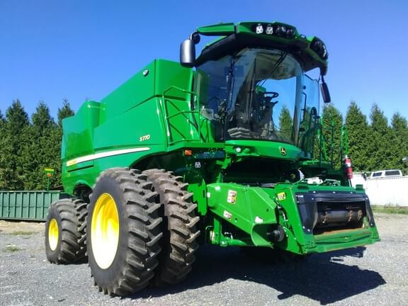 Image of John Deere S770 equipment image 1