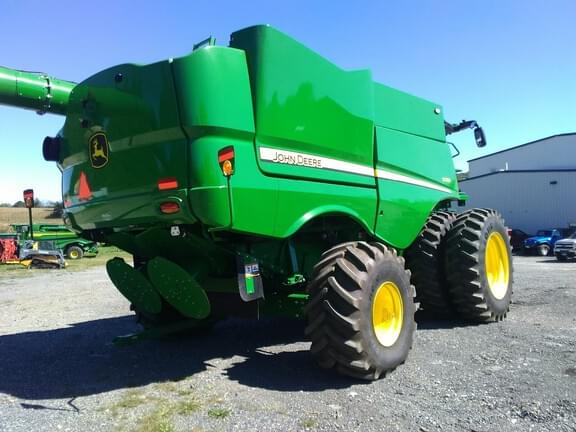 Image of John Deere S770 equipment image 2