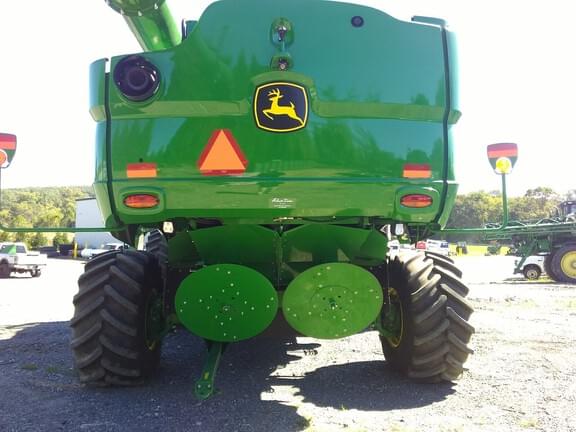 Image of John Deere S770 equipment image 4