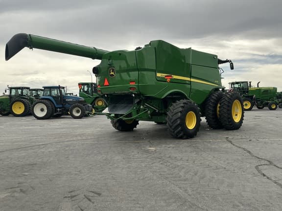Image of John Deere S770 equipment image 4