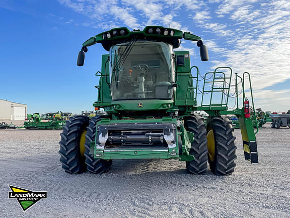 Image of John Deere S770 equipment image 1