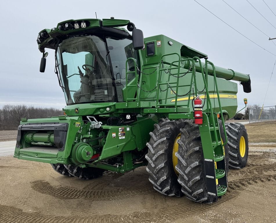 2024 John Deere S770 Equipment Image0