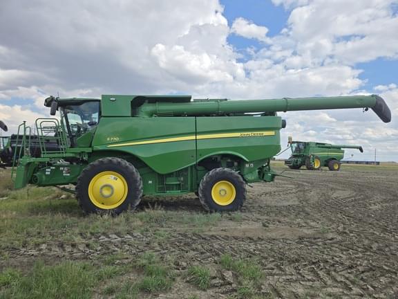 Image of John Deere S770 equipment image 2