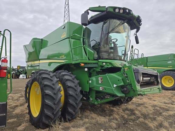 Image of John Deere S770 equipment image 4